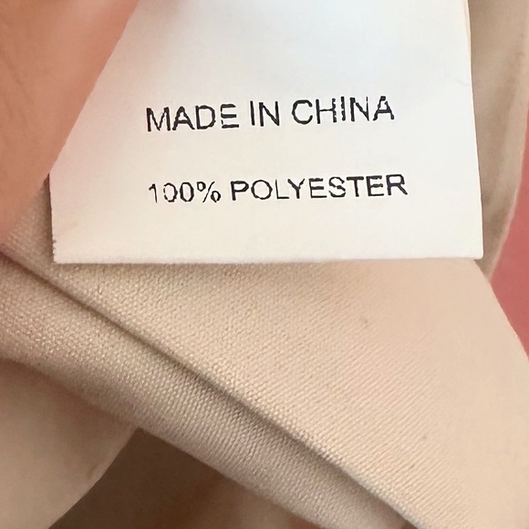 NWT Vestique Safe and Sound Romper Cream Utility Medium - Picture 10 of 11